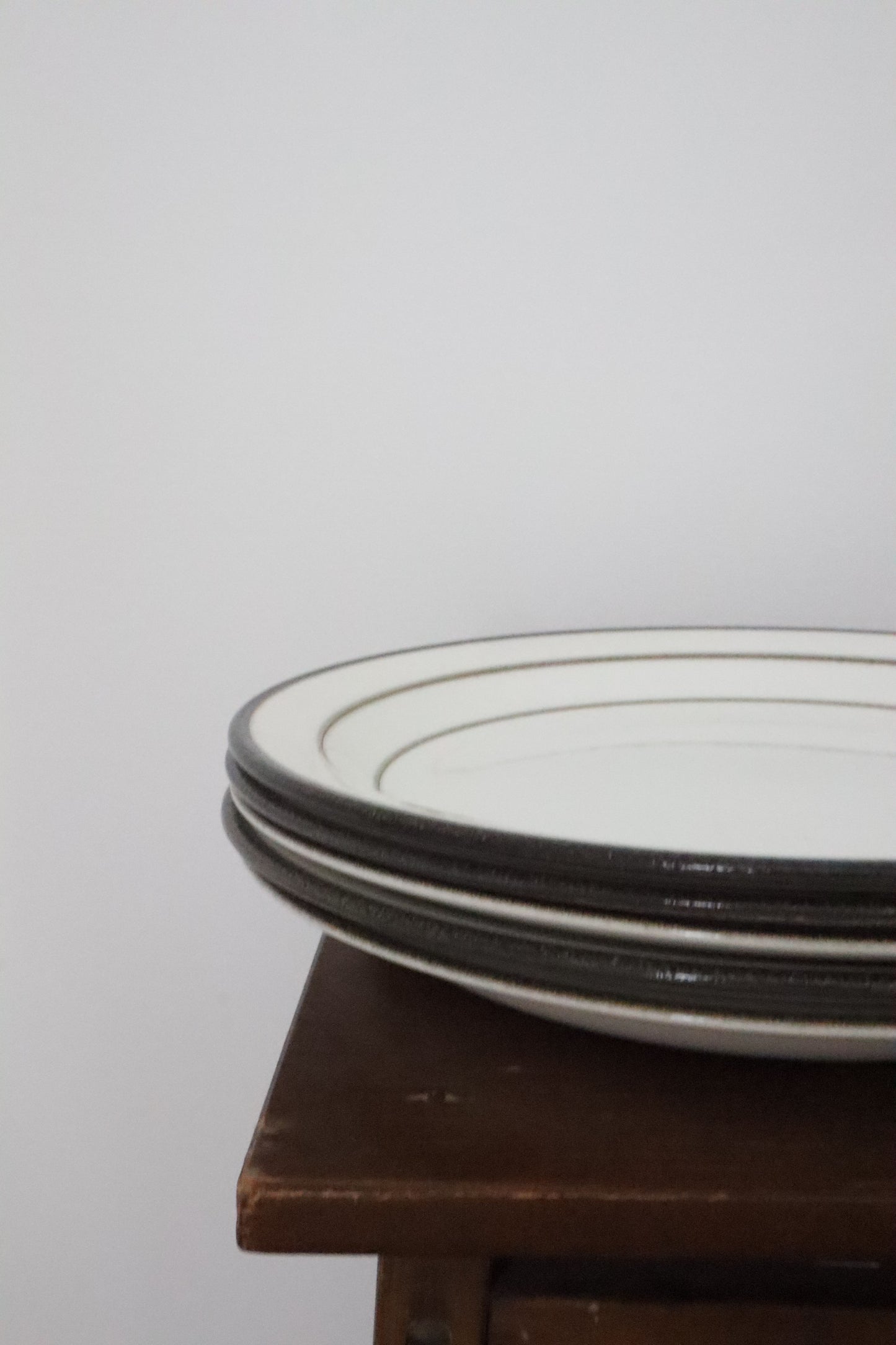 Farfurii mari din ceramică Nordica Rorstrand Sweden, ceramist Carl Harry Stalhane