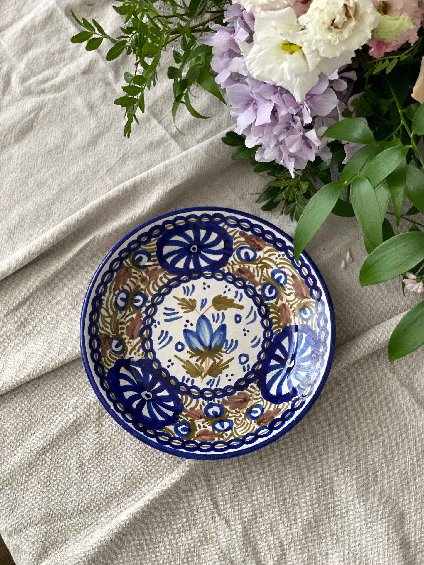 Farfurie servire/decorativă din ceramică pictată manual