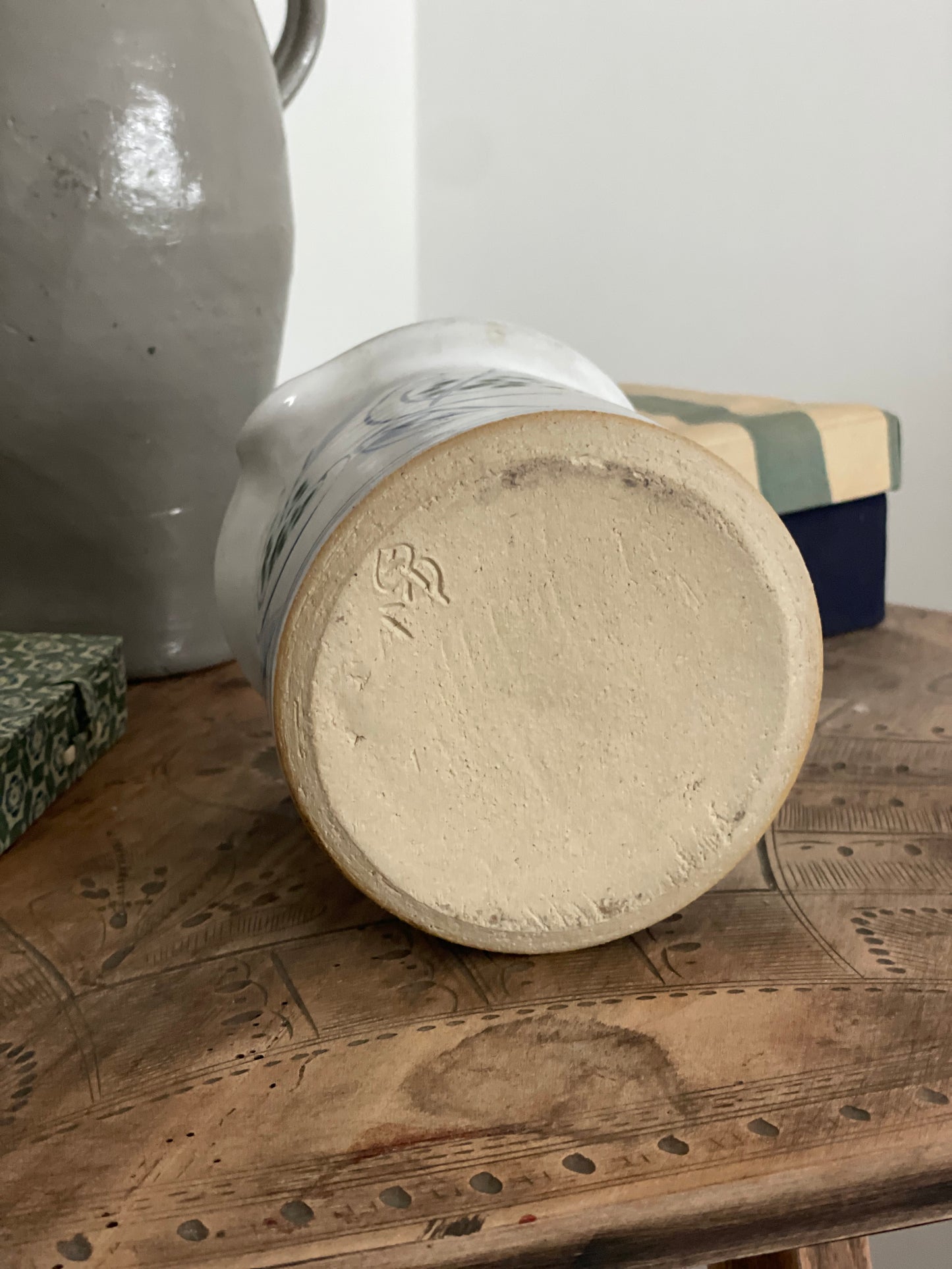 Carafă pictată manual din ceramică, Italia